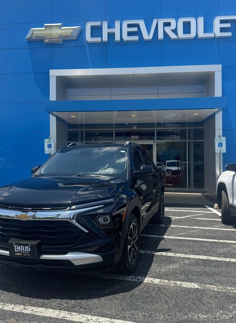 LESLIE from BLOSSOM, TX