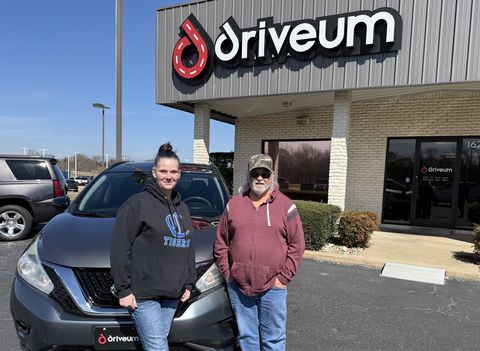 LINDSAY                        from SULPHUR SPRINGS               , TX        