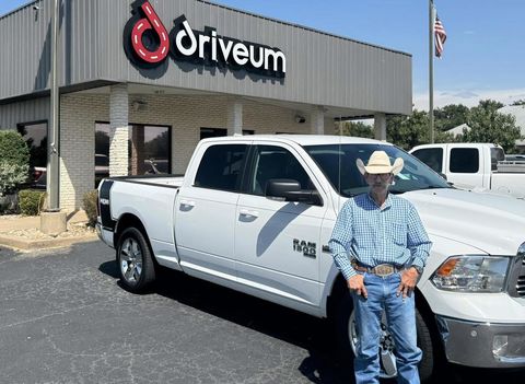 JORGE                          from PARIS                         , TX        