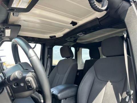 Pre-Owned Black Clearcoat 2017 Jeep Wrangler Unlimited Sport 4WD - photo 14 - Stock #X2443