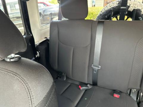 Pre-Owned Black Clearcoat 2017 Jeep Wrangler Unlimited Sport 4WD - photo 27 - Stock #X2443