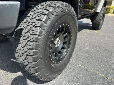 Pre-Owned Black Clearcoat 2017 Jeep Wrangler Unlimited Sport 4WD - photo 8 - Stock #X2443