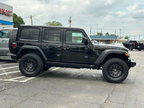 Pre-Owned Black Clearcoat 2023 Jeep Wrangler High Tide 4WD - photo 4 - Stock #260779A