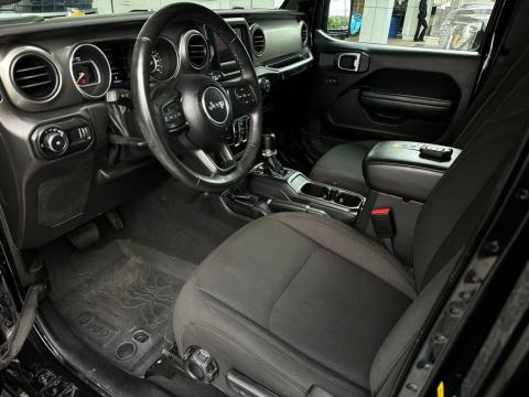 Pre-Owned Black Clearcoat 2023 Jeep Wrangler High Tide 4WD - photo 9 - Stock #260779A