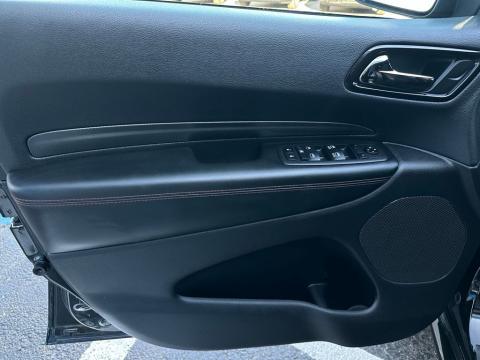 Certified Pre-Owned DB Black Crystal Clearcoat 2023 Dodge Durango GT RWD - photo 11 - Stock #260155B