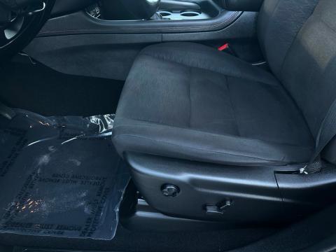 Certified Pre-Owned DB Black Crystal Clearcoat 2023 Dodge Durango GT RWD - photo 12 - Stock #260155B
