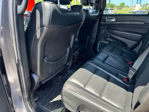 Pre-Owned Granite Crystal Metallic Clearcoat 2016 Jeep Grand Cherokee Overland 4WD - photo 17 - Stock #X2516