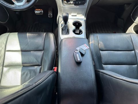 Pre-Owned Granite Crystal Metallic Clearcoat 2016 Jeep Grand Cherokee Overland 4WD - photo 23 - Stock #X2516