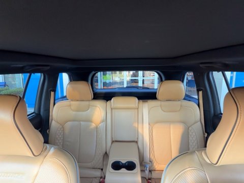 Pre-Owned Diamond Black Crystal Pearlcoat 2022 Jeep Grand Cherokee Summit RWD - photo 29 - Stock #261176A