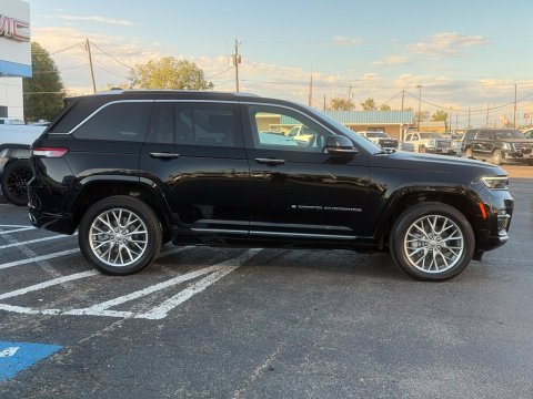 Pre-Owned Diamond Black Crystal Pearlcoat 2022 Jeep Grand Cherokee Summit RWD - photo 5 - Stock #261176A