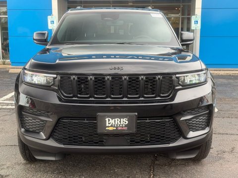 Pre-Owned Diamond Black Crystal Pearlcoat 2025 Jeep Grand Cherokee Altitude X 4WD - photo 2 - Stock #261270A