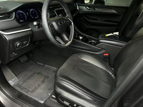 Pre-Owned Baltic Gray Metallic Clearcoat 2025 Jeep Grand Cherokee L Altitude X RWD - photo 10 - Stock #260820A