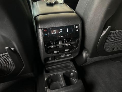 Pre-Owned Baltic Gray Metallic Clearcoat 2025 Jeep Grand Cherokee L Altitude X RWD - photo 22 - Stock #260820A