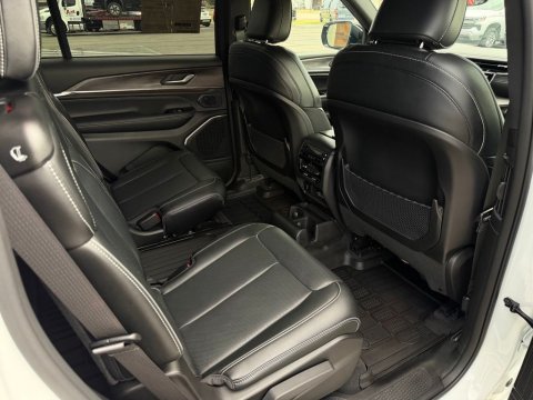 Certified Pre-Owned Bright White Clearcoat 2024 Jeep Grand Cherokee L Overland 4WD - photo 20 - Stock #261311A