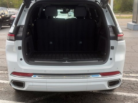 Certified Pre-Owned Bright White Clearcoat 2024 Jeep Grand Cherokee L Overland 4WD - photo 9 - Stock #261311A