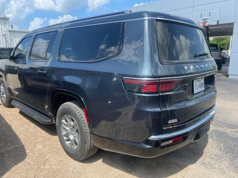 Pre-Owned River Rock 2024 Jeep Wagoneer L Base 4WD - photo 4 - Stock #260949A