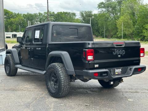 Pre-Owned Black Clearcoat 2020 Jeep Gladiator Sport 4WD - photo 8 - Stock #260780B