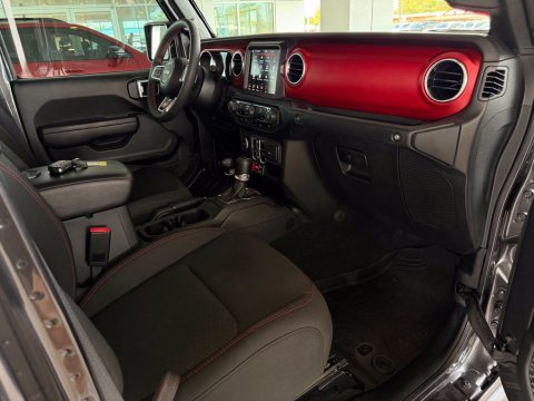 Pre-Owned Granite Crystal Metallic Clearcoat 2023 Jeep Gladiator Rubicon 4WD - photo 18 - Stock #A1099
