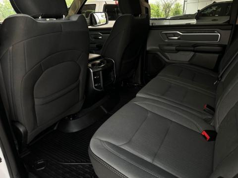 Pre-Owned Bright White Clearcoat 2020 Ram 1500 Big Horn/Lone Star RWD - photo 15 - Stock #B5596