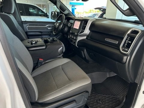Pre-Owned Bright White Clearcoat 2022 Ram 1500 Big Horn/Lone Star 4WD - photo 16 - Stock #261167A