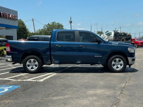 Pre-Owned Patriot Blue Pearlcoat 2023 Ram 1500 Big Horn/Lone Star 4WD - photo 4 - Stock #261002A
