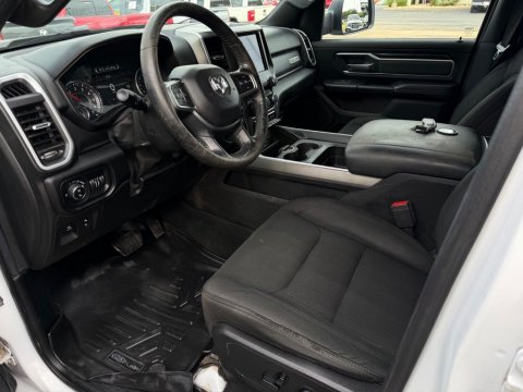 Pre-Owned Bright White Clearcoat 2019 Ram 1500 Big Horn/Lone Star 4WD - photo 10 - Stock #X2561