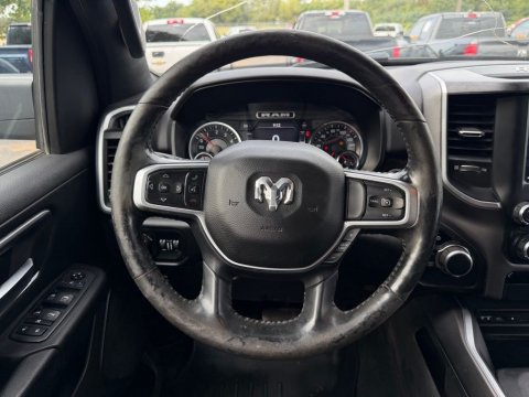 Pre-Owned Bright White Clearcoat 2019 Ram 1500 Big Horn/Lone Star 4WD - photo 19 - Stock #X2561