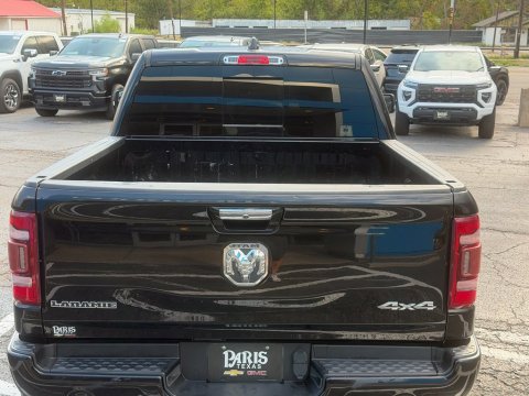 Pre-Owned Diamond Black Crystal Pearlcoat 2021 Ram 1500 Laramie 4WD - photo 6 - Stock #261250A
