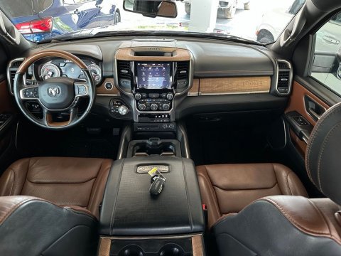 Pre-Owned Diamond Black Crystal Pearlcoat 2019 Ram 1500 Limited 4WD - photo 20 - Stock #A1080