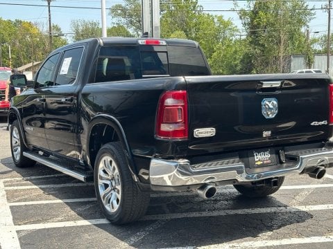 Pre-Owned Diamond Black Crystal Pearlcoat 2019 Ram 1500 Limited 4WD - photo 8 - Stock #A1080