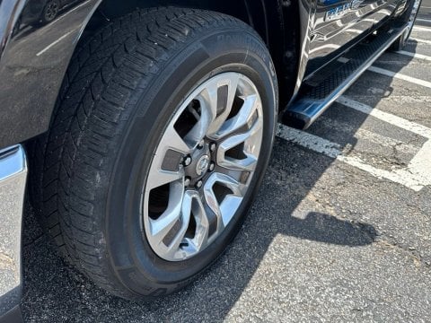 Pre-Owned Diamond Black Crystal Pearlcoat 2019 Ram 1500 Limited 4WD - photo 9 - Stock #A1080