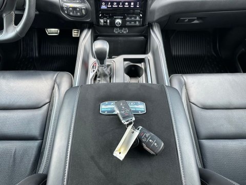 Certified Pre-Owned Billet Silver Metallic Clearcoat 2025 Ram 1500 RHO 4WD - photo 21 - Stock #260728A