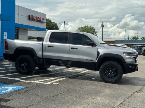 Certified Pre-Owned Billet Silver Metallic Clearcoat 2025 Ram 1500 RHO 4WD - photo 4 - Stock #260728A