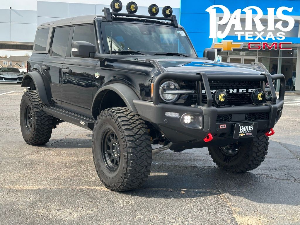 2022 Ford Bronco 4-Door Wildtrak's photo