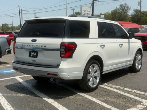 Pre-Owned White Metallic 2024 Ford Expedition Platinum 4WD - photo 6 - Stock #261214A