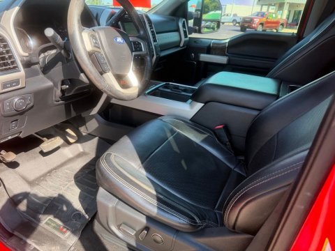 Pre-Owned Race Red 2019 Ford F-250SD Lariat 4WD - photo 11 - Stock #X2529