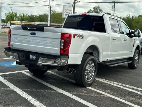 Pre-Owned White Metallic 2022 Ford F-250SD Lariat 4WD - photo 7 - Stock #A1061