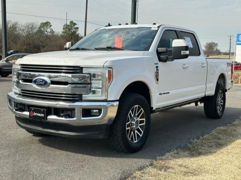 Pre-Owned White Platinum Clearcoat Metallic 2019 Ford F-250SD Lariat 4WD - photo 3 - Stock #X2403