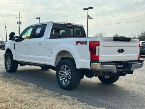 Pre-Owned White Platinum Clearcoat Metallic 2019 Ford F-250SD Lariat 4WD - photo 8 - Stock #X2403