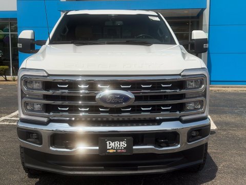 Pre-Owned Oxford White 2023 Ford F-250SD Lariat 4WD - photo 2 - Stock #260822A