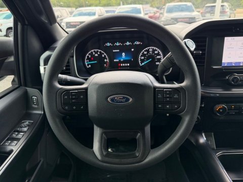 Pre-Owned Oxford White 2023 Ford F-150 XL RWD - photo 20 - Stock #261125A