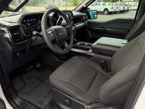 Pre-Owned Oxford White 2023 Ford F-150 XL RWD - photo 11 - Stock #261125A