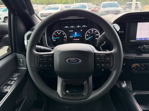 Pre-Owned Oxford White 2023 Ford F-150 XL RWD - photo 22 - Stock #261125A