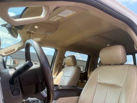 Pre-Owned White Platinum Clearcoat Metallic 2019 Ford F-150 Lariat 4WD - photo 15 - Stock #X2520