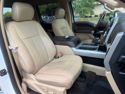Pre-Owned White Platinum Clearcoat Metallic 2019 Ford F-150 Lariat 4WD - photo 18 - Stock #X2520