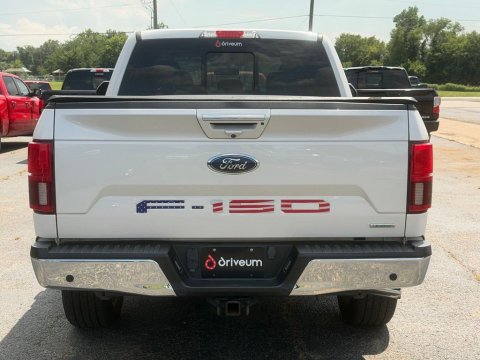 Pre-Owned White Platinum Clearcoat Metallic 2019 Ford F-150 Lariat 4WD - photo 5 - Stock #X2520
