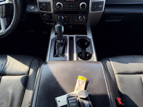 Pre-Owned Magnetic 2019 Ford F-150 Lariat 4WD - photo 22 - Stock #X2583