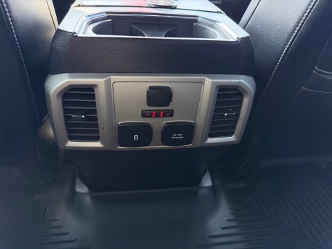 Pre-Owned Magnetic 2019 Ford F-150 Lariat 4WD - photo 23 - Stock #X2583