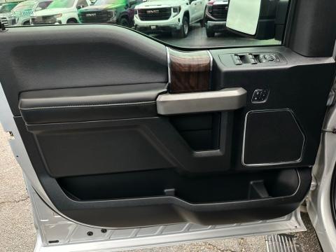 2017 Ford F-150 Platinum