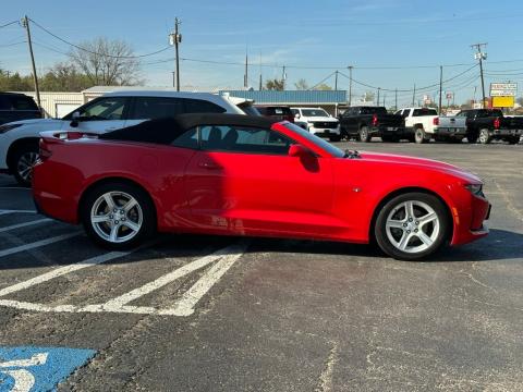 Pre-Owned Red Hot 2023 Chevrolet Camaro 1LT RWD - photo 4 - Stock #A1041